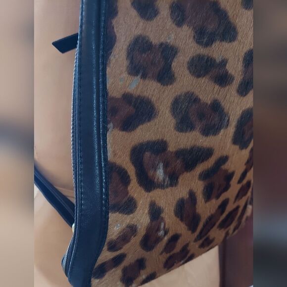 Pony Hair Leather Purse Conversion Shoulder Bag & Back Pack - Picture 3 of 16